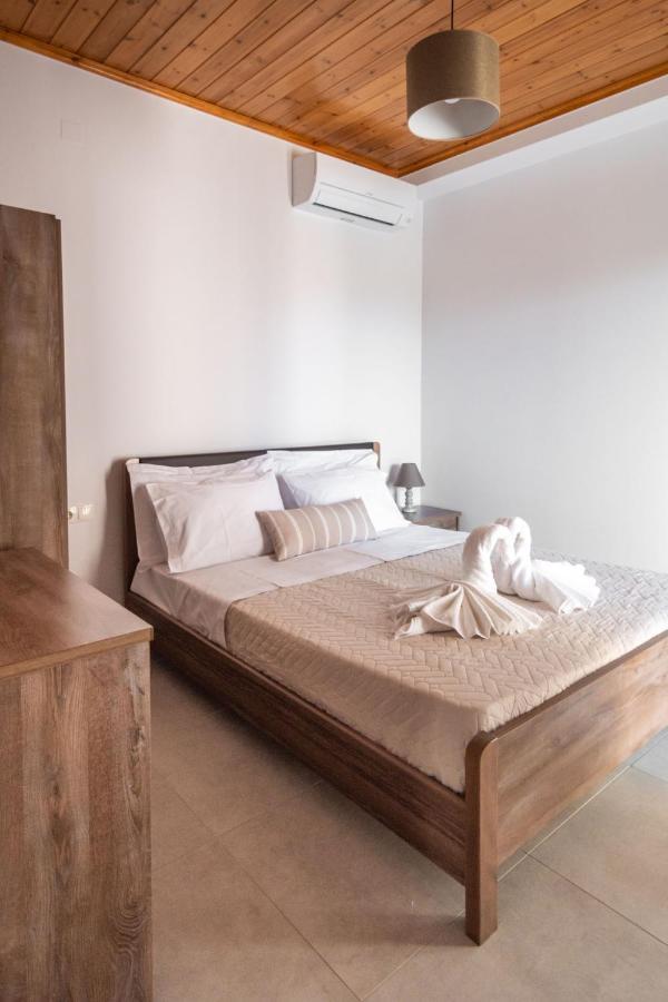 Fotini Apartments เปรเวซา ภายนอก รูปภาพ